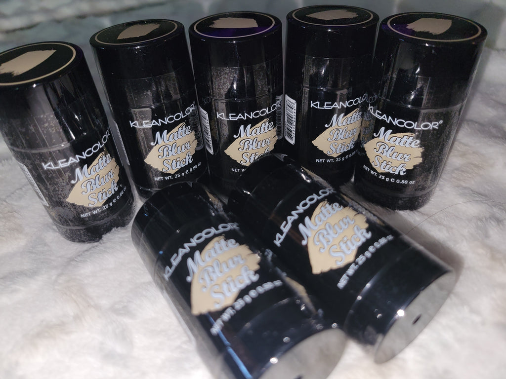 KleanColor Matte Blur Stick – Perfeccionador Facial en Barra